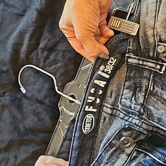 Jeans - Picture 3 of 3